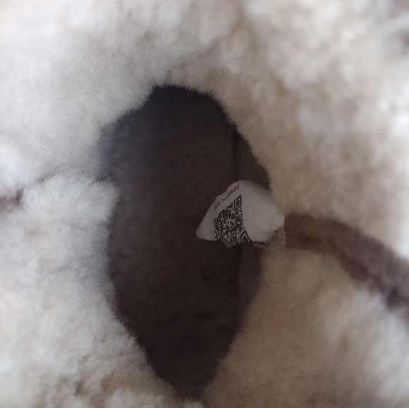 UGG Kristin Wedge Bootie size: 7.5 - Picture 13 of 15